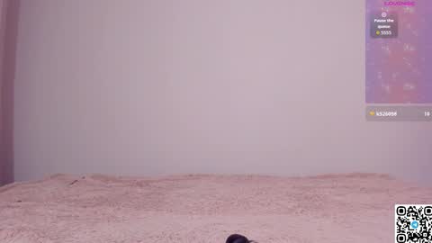 Emmelie online show from December 3, 6:21 pm