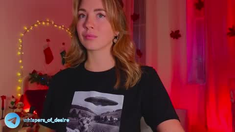 Snapshot of emmi_rosee chatting on December 27, 11:50 am Miss Emmi online show from December 27, 11:50 am