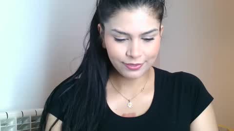 emmie online show from February 26, 8:28 am