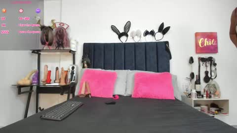          online show from March 5, 12:11 pm