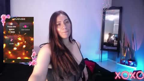 Emmily online show from December 19, 6:23 pm