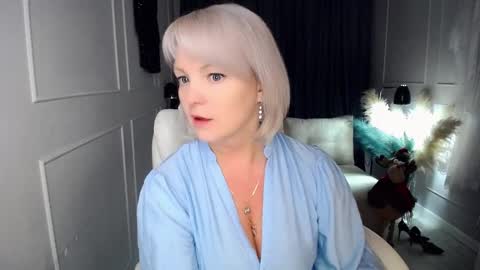 emmmam online show from January 19, 2:57 pm