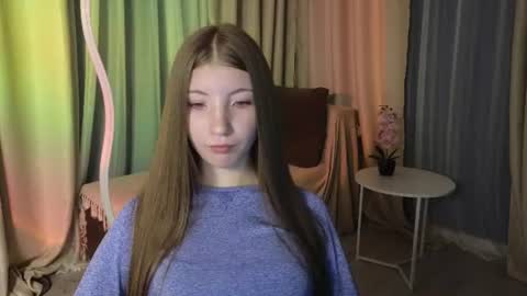 emmy_dreamy_ online show from June 25, 1:38 am