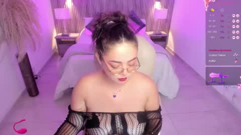 Emmy Walker online show from September 18, 11:09 am