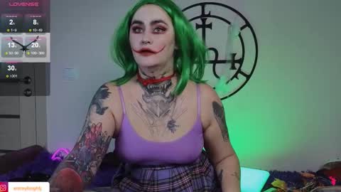 Emmy Bright     50  online show from October 28, 2:39 am