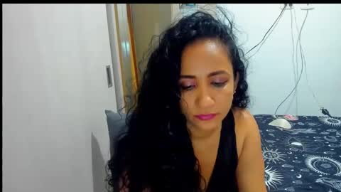 emperatriztapia online show from October 23, 12:49 am