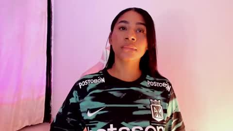 Snapshot of emy_bw chatting on December 7, 9:55 pm Emy New profile my other account was suspended follow me online show from December 7, 9:55 pm