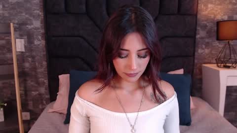 Emy   online show from May 6, 7:18 pm