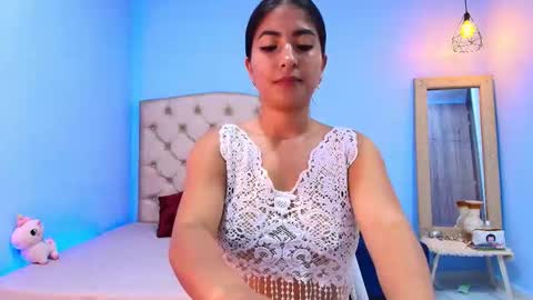 Snapshot of emy_ly chatting on October 7, 1:48 pm emy online show from October 7, 1:48 pm