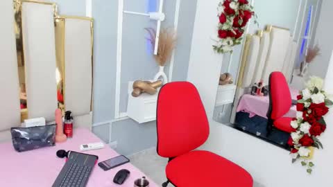 Emy online show from February 26, 2:16 pm