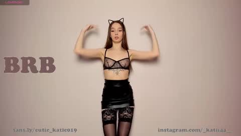 Snapshot of enjoyment019 chatting on February 14, 2:33 pm Alex Kate INSTAGRAM katii44 online show from February 14, 2:33 pm