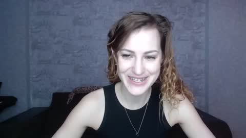 Erdbeeren mit Sahne online show from February 25, 6:03 am