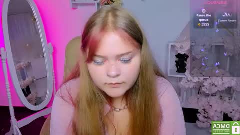 Snapshot of erica_love_ chatting on September 25, 7:07 am erica_love_ online show from September 25, 7:07 am