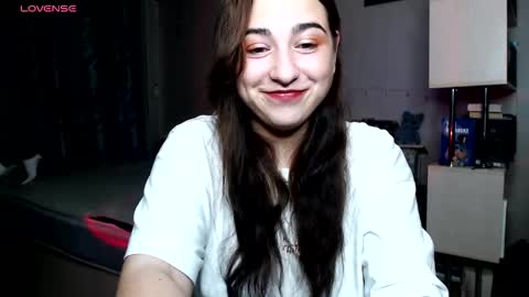 erica_mills online show from November 1, 9:30 pm