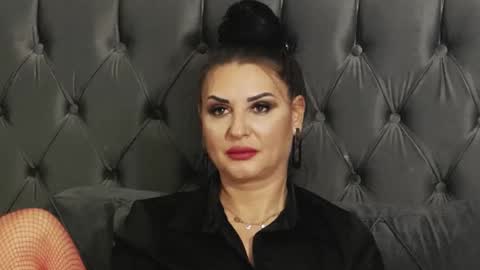 Erica online show from January 10, 7:43 pm