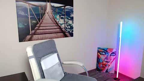 Erika online show from December 15, 12:54 pm