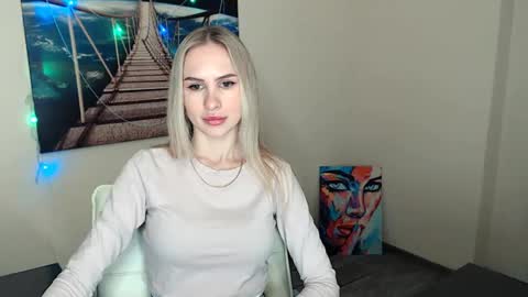 Erika online show from February 28, 1:14 pm