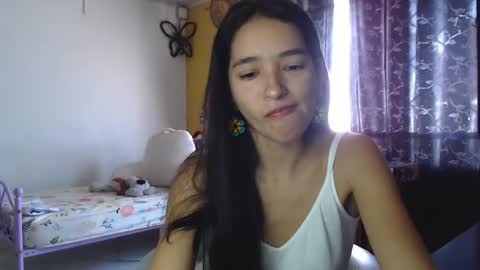 Snapshot of erina_1 chatting on February 16, 4:42 pm erina_1 online show from February 16, 4:42 pm