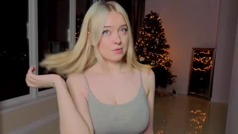 Chanel online show from March 3, 8:04 pm