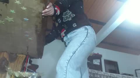 Eskela911 online show from December 9, 1:07 am