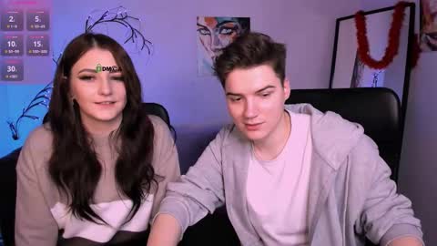 esma_shine online show from November 17, 9:59 pm