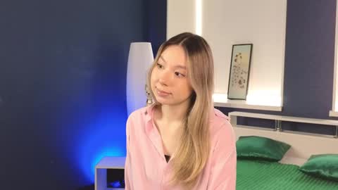 Jennifer online show from February 7, 9:26 am