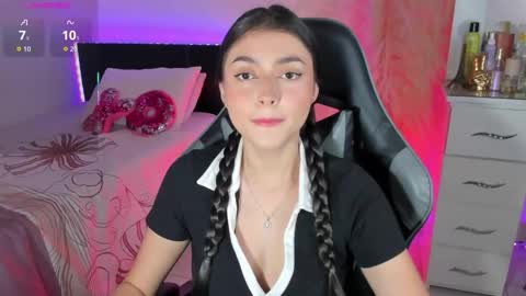 Esmeralda  online show from November 29, 8:46 pm