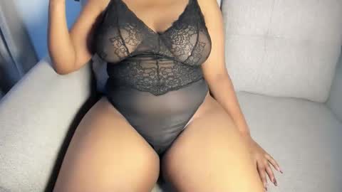 Esme online show from October 27, 12:55 pm