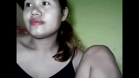 especialgirl_28 online show from December 10, 3:12 pm