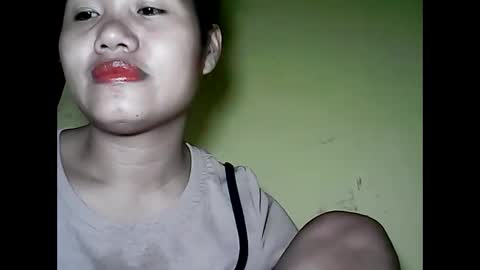 especialgirl_28 online show from December 8, 4:50 pm