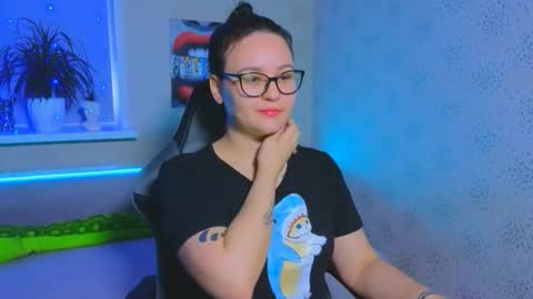 EsterPlayful online show from November 22, 9:56 am