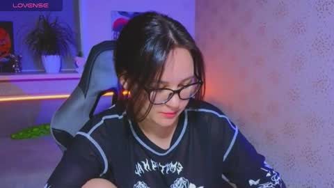 EsterPlayful online show from September 11, 4:07 pm