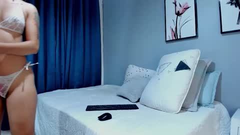 Estrellita online show from February 21, 12:28 pm