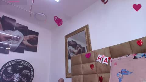 Estrella online show from February 9, 12:19 pm