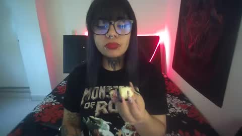 Snapshot of eta_carinae6 chatting on December 26, 10:31 pm eta_carinae6 online show from December 26, 10:31 pm