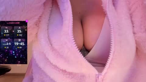 eternalmuse online show from March 18, 9:14 am