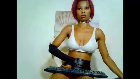 eva4him831 online show from February 19, 12:44 pm