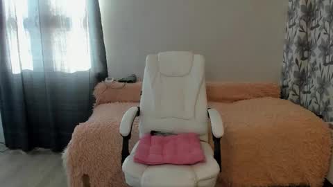 Eva online show from February 3, 7:57 am