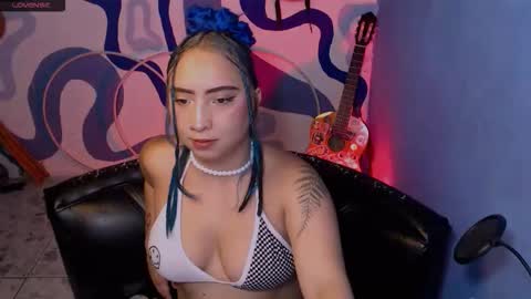 Snapshot of eva_brooks1 chatting on September 23, 1:04 am Iris Smile independent model online show from September 23, 1:04 am