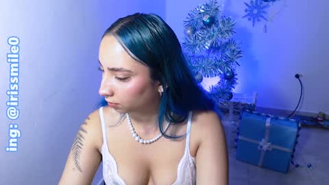 Snapshot of eva_brooks1 chatting on December 27, 12:39 am Iris Smile independent model online show from December 27, 12:39 am