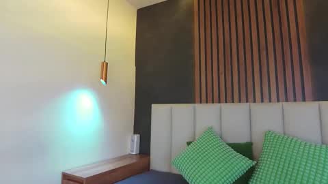 EVA DAEMON  online show from February 20, 11:56 am