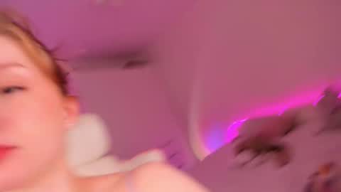 Eva Davis online show from February 12, 2:14 am