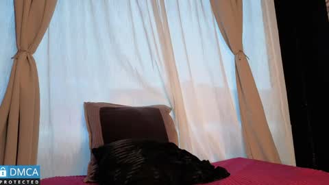 eva delight online show from April 15, 12:17 pm