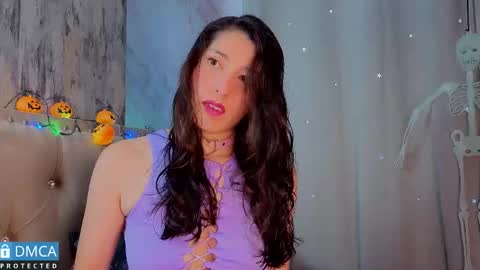 eva delight online show from October 18, 11:35 am