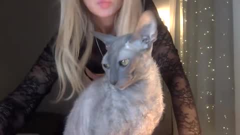 Eva Fit Milf online show from February 8, 4:00 pm