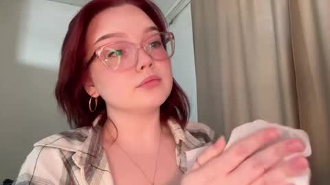 eva_kittenn online show from April 2, 12:13 pm