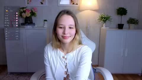 Eva online show from November 30, 9:57 am