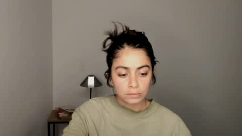 eva_monn online show from April 18, 1:52 am