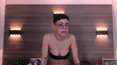 Snapshot of eva_monwalker chatting on January 10, 7:11 pm Eva cute online show from January 10, 7:11 pm