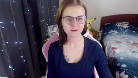 Snapshot of eva_orchid chatting on January 6, 9:41 am Eva online show from January 6, 9:41 am